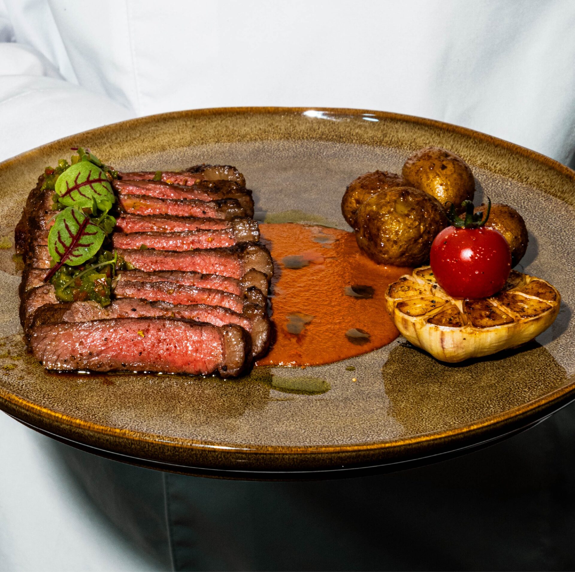 Discover one of the best restaurants in Sukhumvit Bangkok near BTS Asok. Mexicano offers authentic Mexican food, easy access, and a lively dining experience