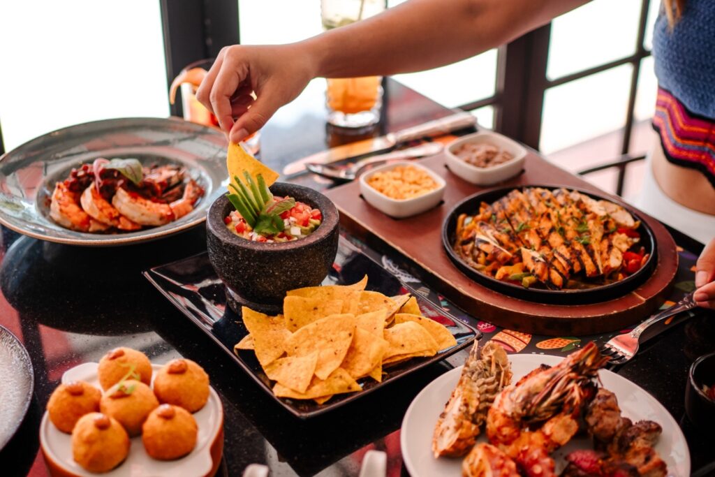 Mexicano Restaurante Auténtico near BTS Asok & MRT Sukhumvit - Food (2)