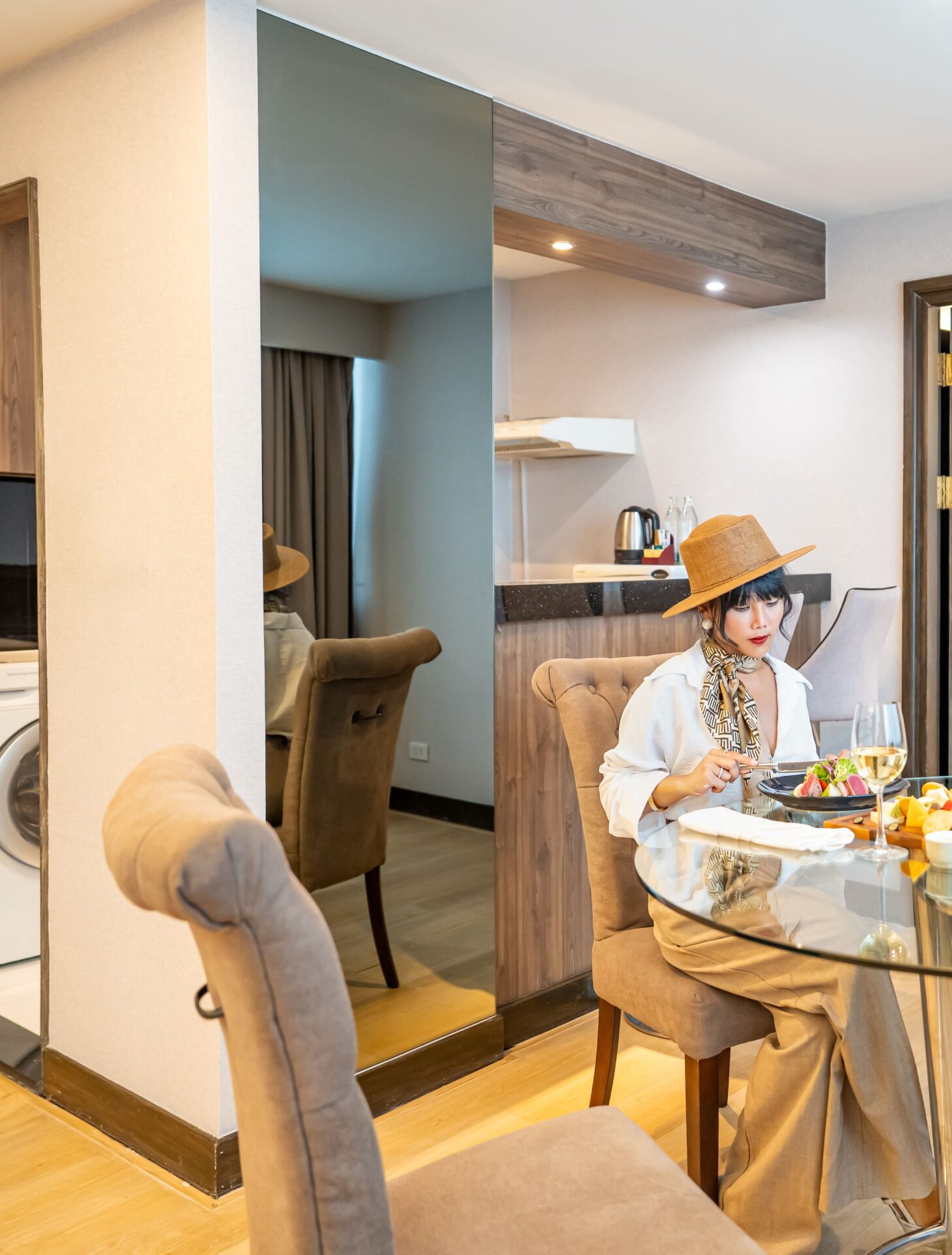 Spacious room with comfortable living area in Bangkok